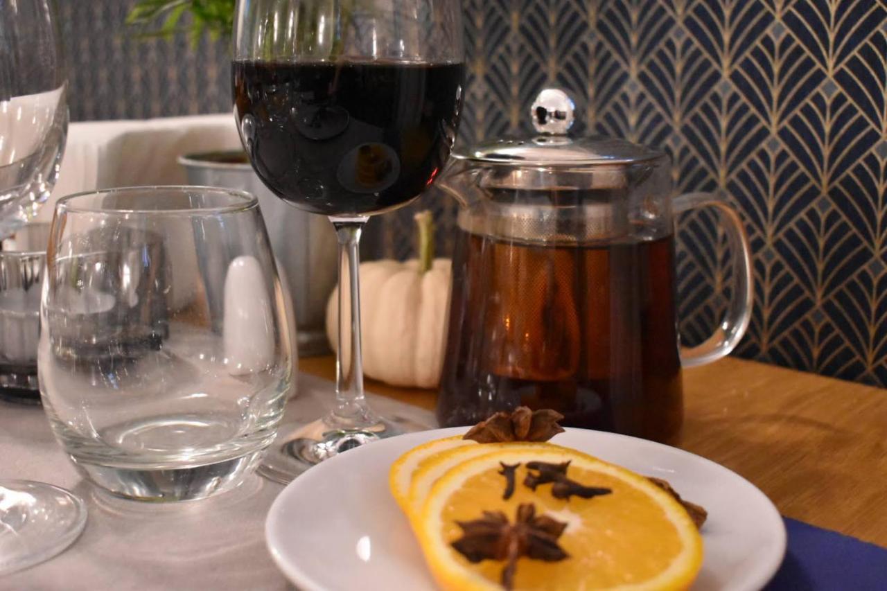 Eco Nieborow Hotel Bagian luar foto